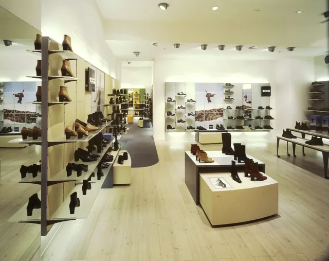 Ecco stores – fotografie 1