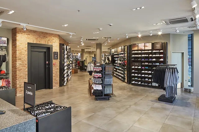 Foot Locker Zlatá Věž – fotografie 2