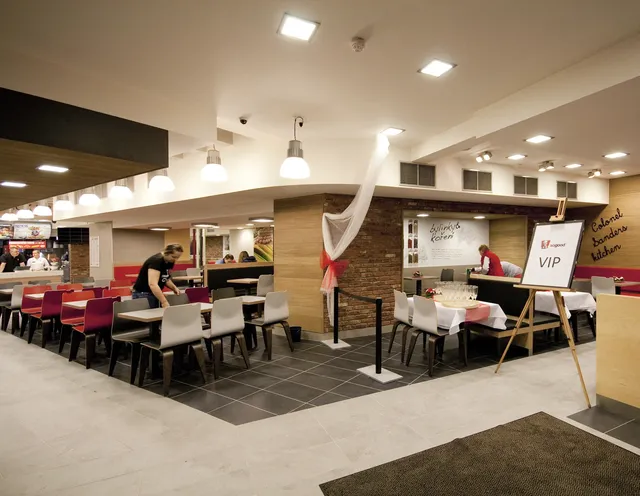 KFC stores – photo 9