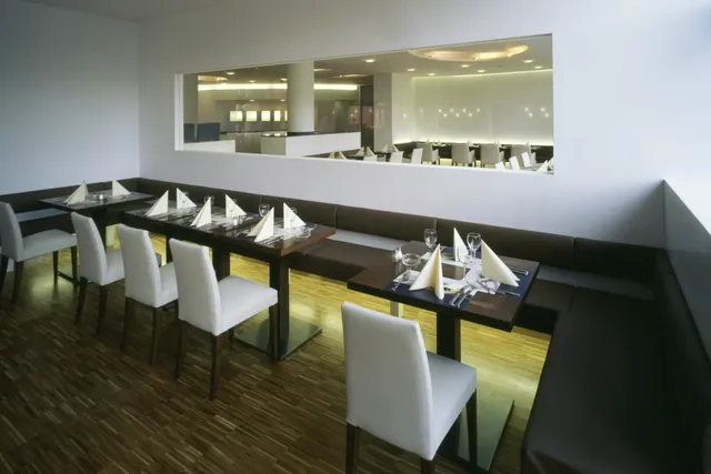 Moevenpick restaurant – fotografie 1