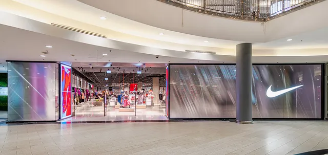Nike Westend – fotografie 1