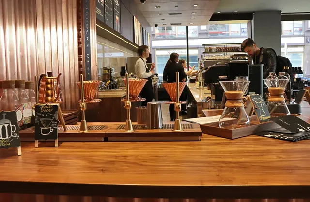 Starbucks Reserve – fotografie 12