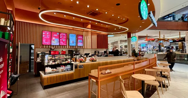 Starbucks stores – fotografie 12