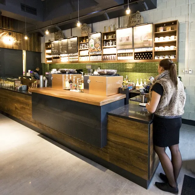 Starbucks stores – fotografie 29