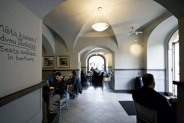 Starbucks stores – fotografie 35