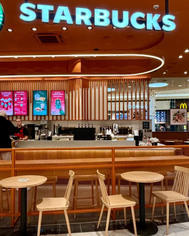 Starbucks stores – fotografie 39