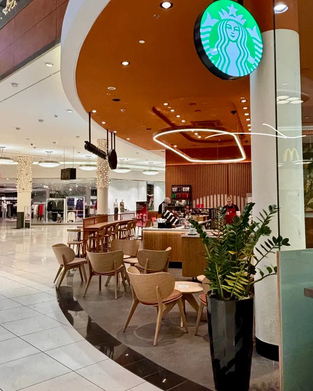 Starbucks stores – fotografie 40