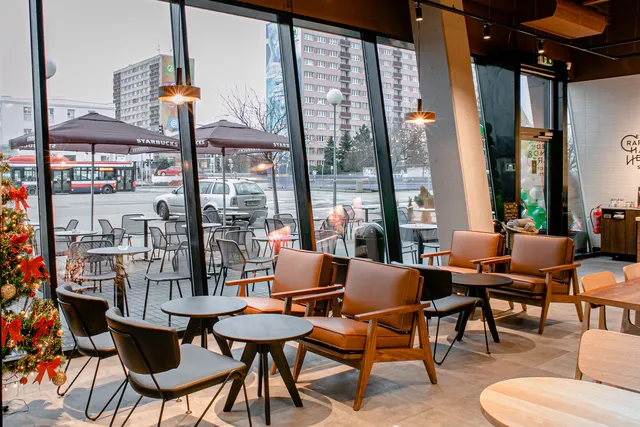 Starbucks stores – fotografie 56