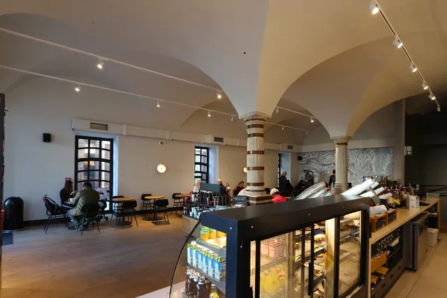 Starbucks stores – fotografie 64