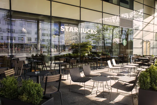 Starbucks stores – fotografie 74
