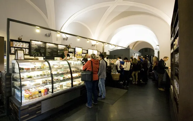Starbucks stores – fotografie 85